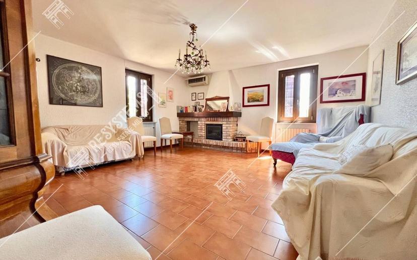 Cascina Località Marmarola, Lugagnano Val d'Arda — foto 40 di 43