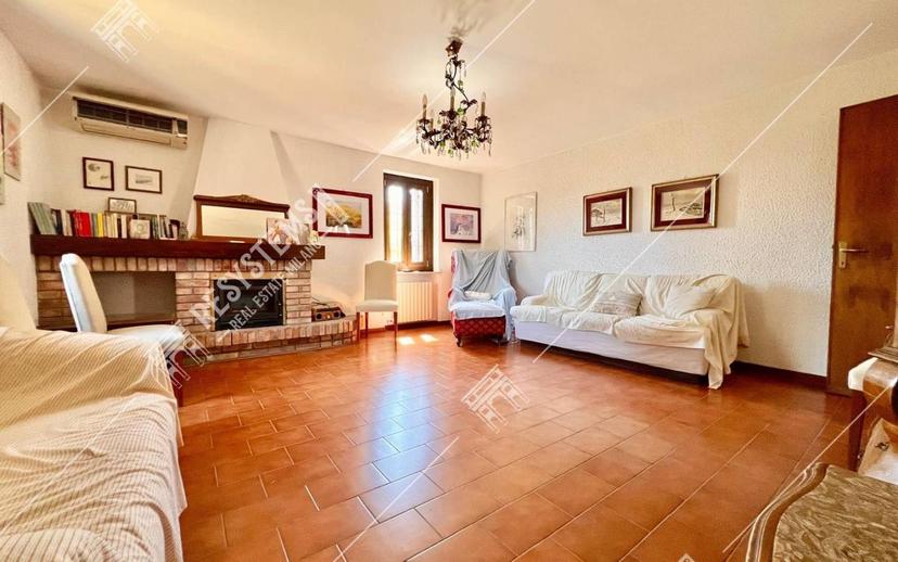 Cascina Località Marmarola, Lugagnano Val d'Arda — foto 13 di 43