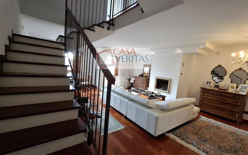 Villa a schiera via Sant'Agostino, Centro, Agugliano — foto 6 di 27