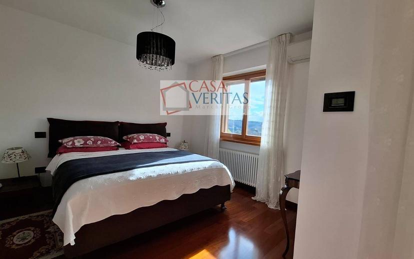 Villa a schiera via Sant'Agostino, Centro, Agugliano — foto 3 di 27