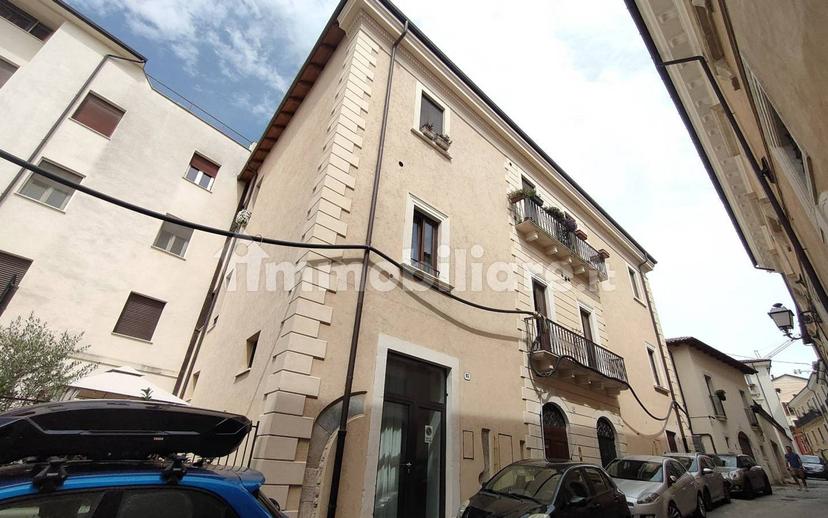 Quadrilocale ottimo stato, secondo piano, Villa Comunale, L'Aquila — foto 44 di 64