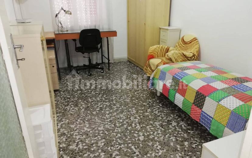 Stanza singola viale del Concilio Vaticano II, Bari — foto 3 di 5