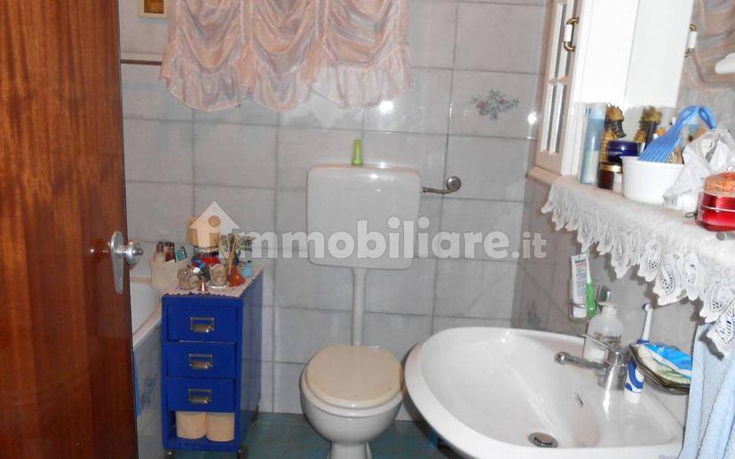Casale via della Torbola, Villa Basilica — foto 4 di 20