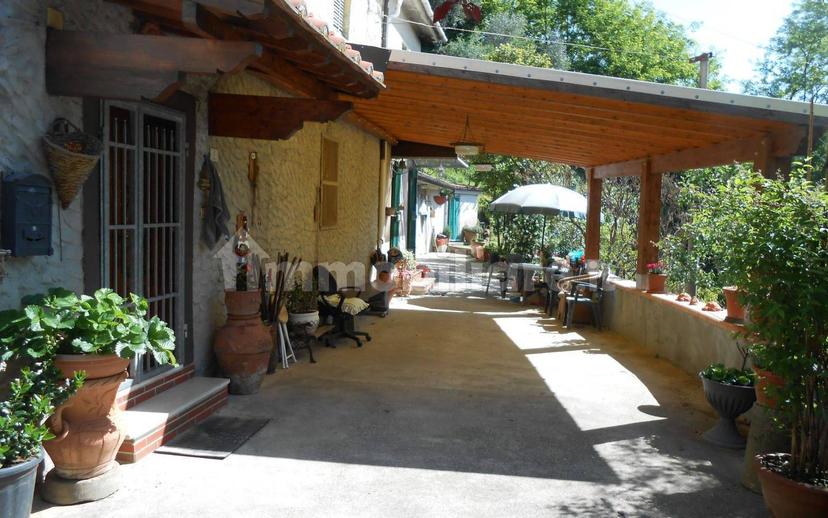 Casale via della Torbola, Villa Basilica — foto 19 di 20