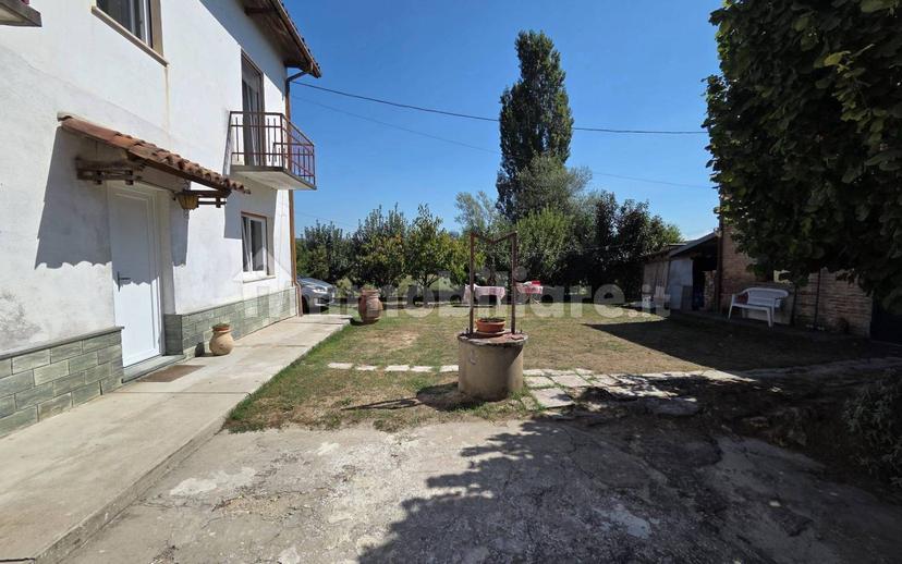 Terratetto unifamiliare 120 m², ottimo stato, Montegrosso d'Asti — foto 6 di 11