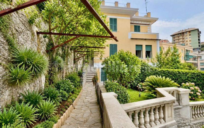 Appartamento in villa, buono stato, 141 m², Borgoratti, Genova — foto 25 di 46