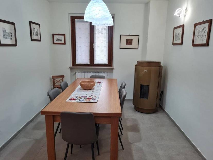 Villa unifamiliare frazione Rossone 2, Rossone, Zavattarello
