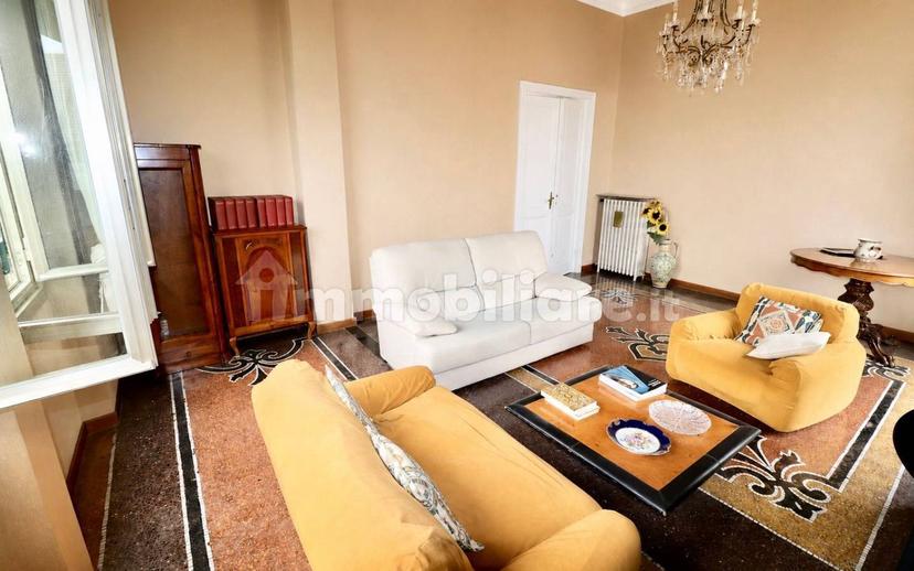 Appartamento in villa, buono stato, 141 m², Borgoratti, Genova — foto 5 di 46