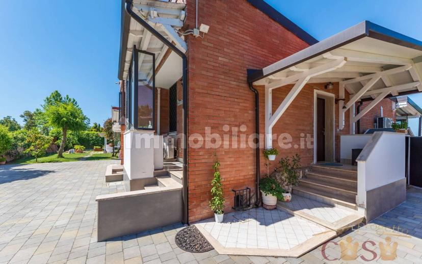 Villa unifamiliare via Tremiti 2, Latina Lido, Latina — foto 63 di 71