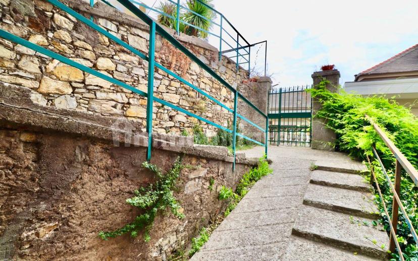Appartamento in villa, buono stato, 141 m², Borgoratti, Genova — foto 7 di 46