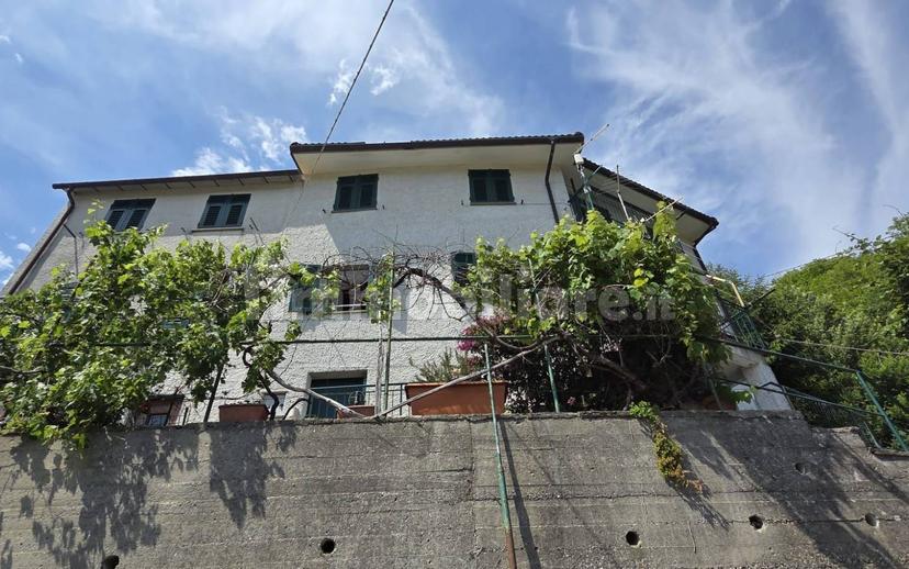 Bilocale salita Brignole 2, Uscio — foto 32 di 58