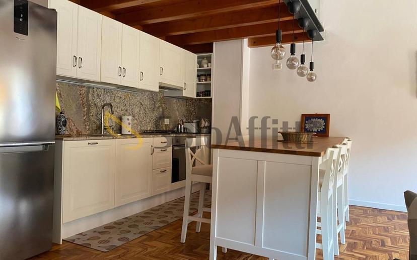 Trilocale ottimo stato, su più livelli, Centro, Salò — foto 8 di 11