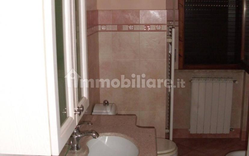 Appartamento via Igino Cocchi, Centro, Aulla — foto 7 di 15