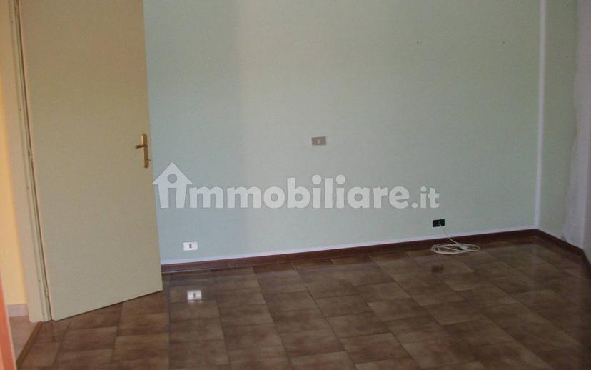 Appartamento via Igino Cocchi, Centro, Aulla — foto 5 di 15