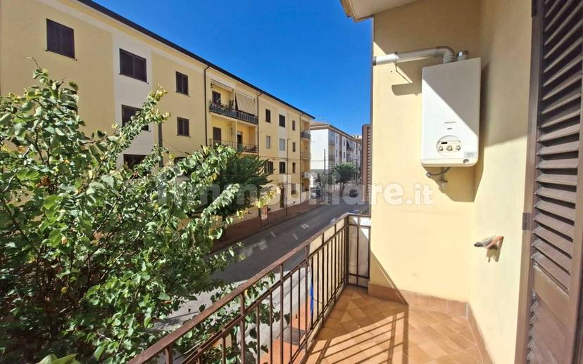 Trilocale via roma 24, Emanuele II, C. Colombo, Morelli e Silvati, Avellino — foto 3 di 9