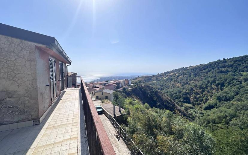 Trilocale vicolo 1 Italo Balbo 2, Centro, Montepaone — foto 9 di 13