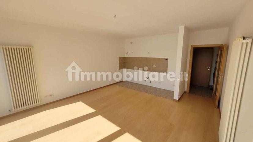 Trilocale ottimo stato, primo piano, Centro, Bolzano — foto 2 di 6