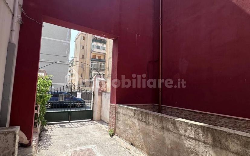 Terratetto unifamiliare via Luigi Vanvitelli 22, Tica - Zecchino, Siracusa — foto 12 di 16