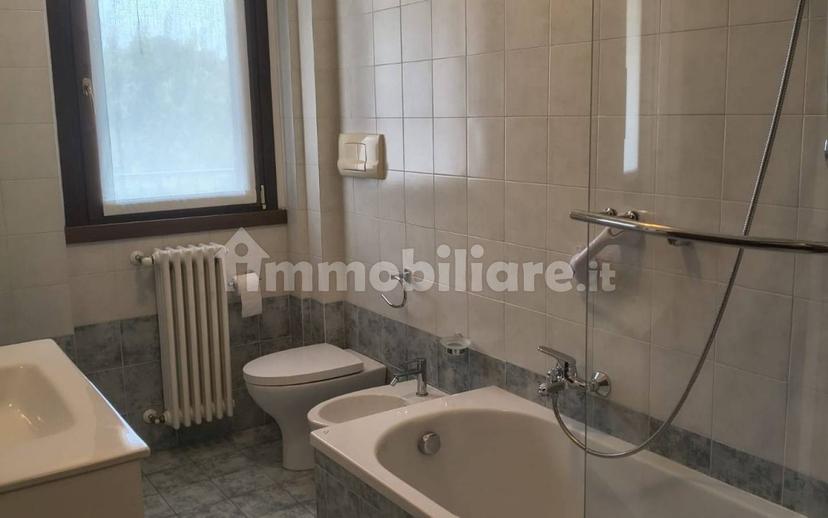 Trilocale ottimo stato, primo piano, Centro, Lentate sul Seveso — foto 13 di 16