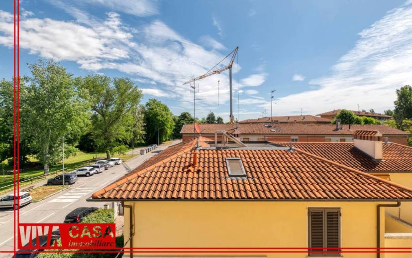 Trilocale da ristrutturare, secondo piano, Centro, Castenaso — foto 7 di 29