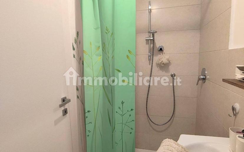 Trilocale via Bengasi, Semicentro, Vercelli — foto 6 di 12