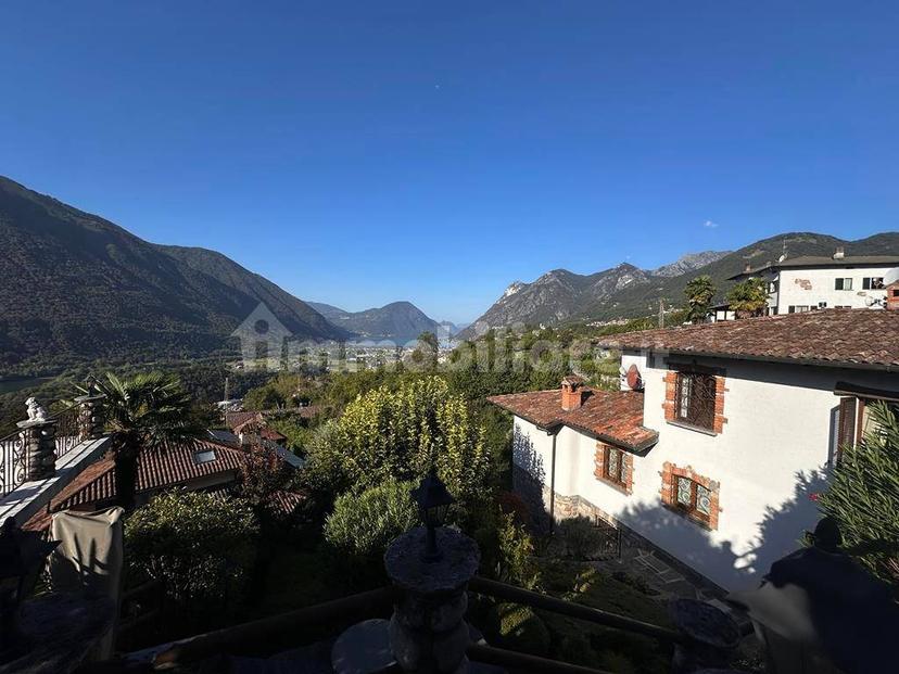 Trilocale via Belvedere, Centro, Carlazzo — foto 2 di 25