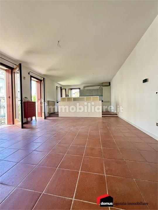Appartamento su più livelli, Centro, Thiene — foto 9 di 20