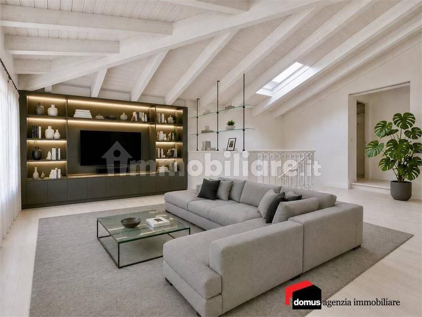 Appartamento su più livelli, Centro, Thiene — foto 6 di 20