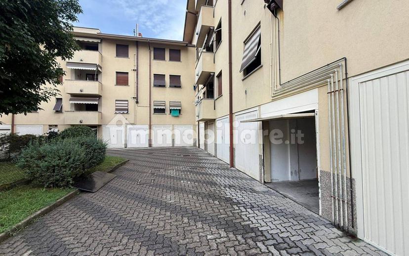 Trilocale via Monte Rosa 25, Centro, Giussano — foto 18 di 20