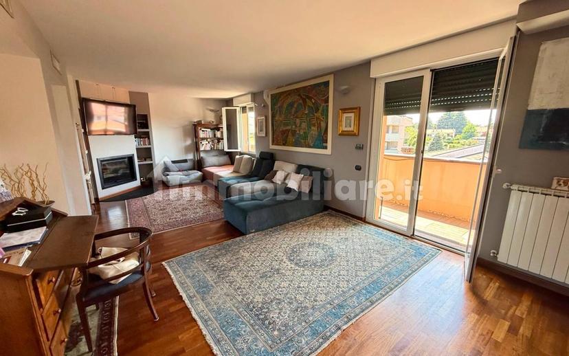 Attico via Alessandro Manzoni 38, Gerenzano — foto 3 di 48