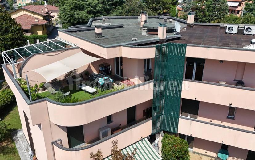 Attico via Alessandro Manzoni 38, Gerenzano — foto 43 di 48