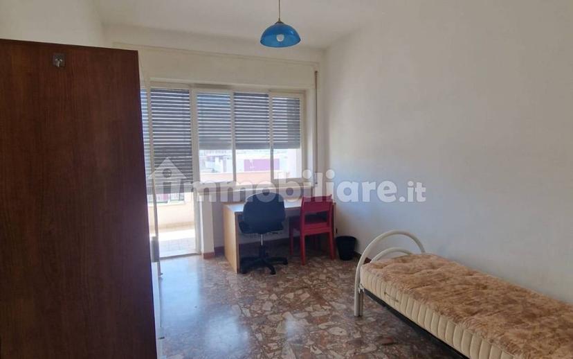 Stanza singola corso Vittorio Emanuele II 378, Pescara — foto 11 di 11