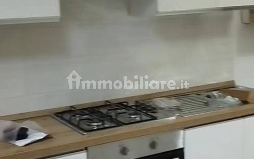 Stanza singola via Francesco Petrarca 15, Perugia — foto 4 di 5