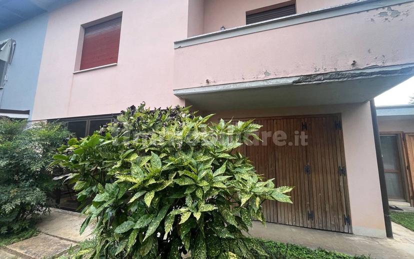 Villa a schiera viale Luigi Cherubini 4, Centro, Reggiolo — foto 12 di 22