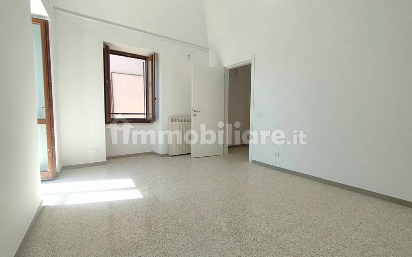 Trilocale ottimo stato, primo piano, Villa Comunale, L'Aquila — foto 5 di 50
