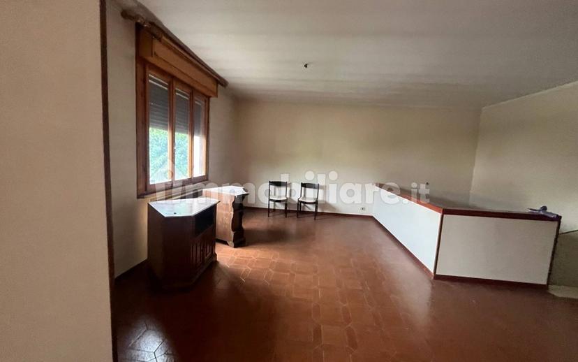 Villa a schiera viale Luigi Cherubini 4, Centro, Reggiolo