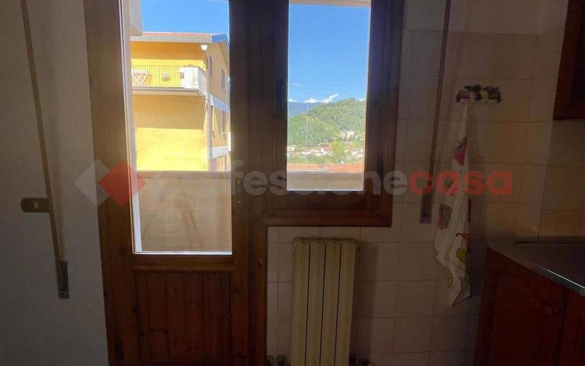 Trilocale via del Colletto , 5, Centro, Castelnuovo di Garfagnana — foto 25 di 37