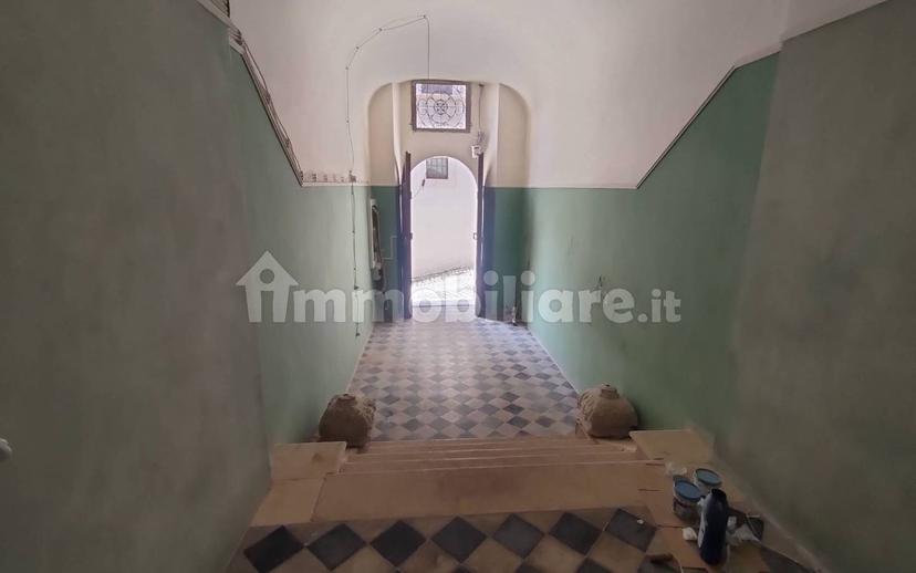 Trilocale ottimo stato, primo piano, Villa Comunale, L'Aquila — foto 26 di 50