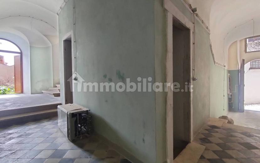 Trilocale ottimo stato, primo piano, Villa Comunale, L'Aquila — foto 20 di 50
