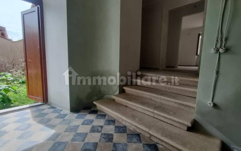Trilocale ottimo stato, primo piano, Villa Comunale, L'Aquila — foto 10 di 50