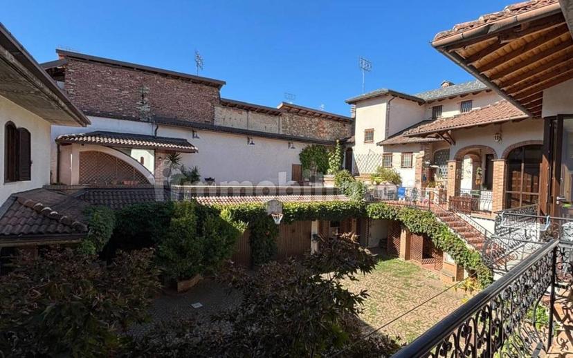 Appartamento piazza Santa Maria 13, Centro, Peveragno — foto 17 di 32