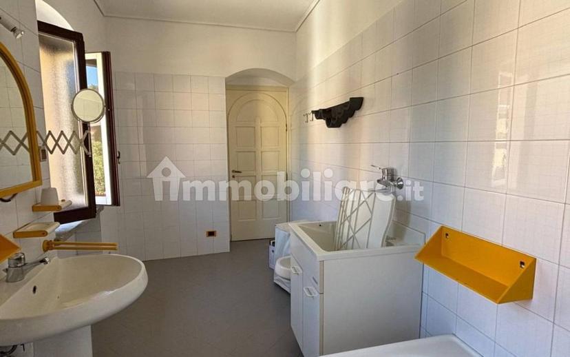 Appartamento piazza Santa Maria 13, Centro, Peveragno — foto 26 di 32