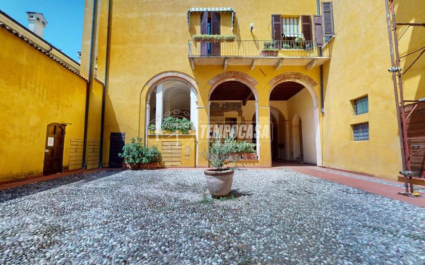 Trilocale via Massari 14, Centro, Mantova — foto 25 di 32