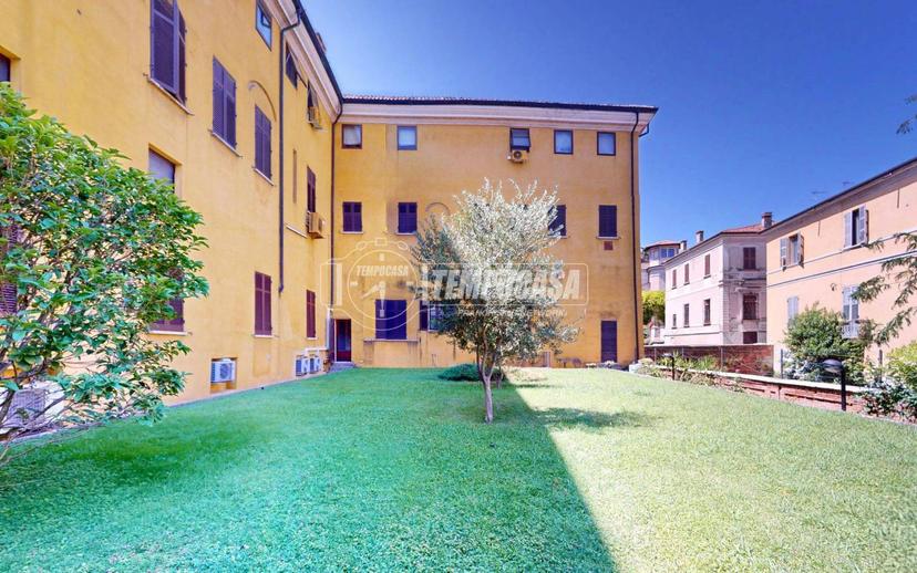 Trilocale via Massari 14, Centro, Mantova — foto 8 di 32