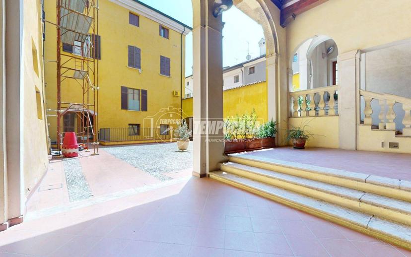 Trilocale via Massari 14, Centro, Mantova — foto 10 di 32