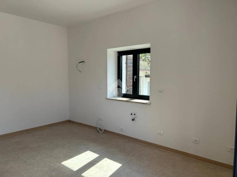 Trilocale Località Marinoni 6, Broglie, Peschiera del Garda — foto 2 di 41