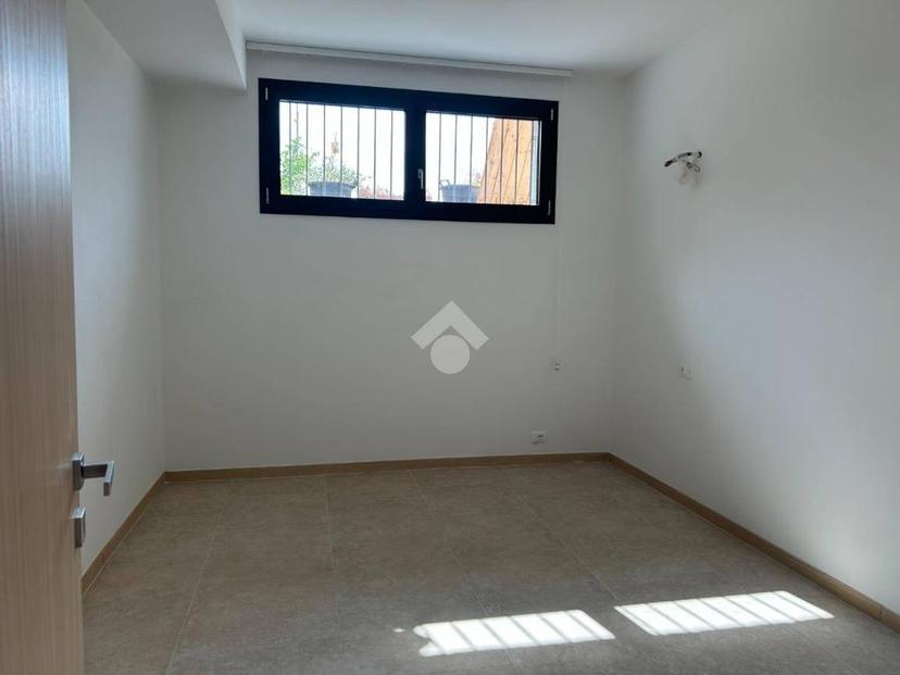 Trilocale Località Marinoni 6, Broglie, Peschiera del Garda — foto 32 di 41