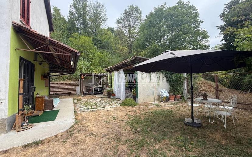 Cascina frazione Castiglione, Castiglione, Asti — foto 4 di 28