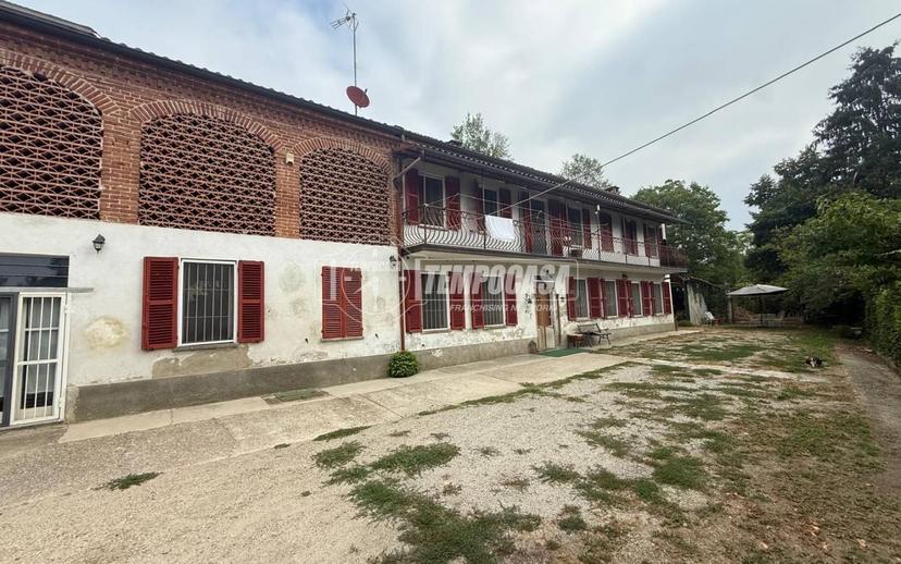 Cascina frazione Castiglione, Castiglione, Asti — foto 6 di 28
