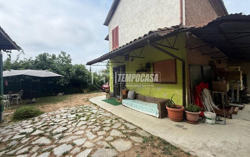 Cascina frazione Castiglione, Castiglione, Asti — foto 8 di 28